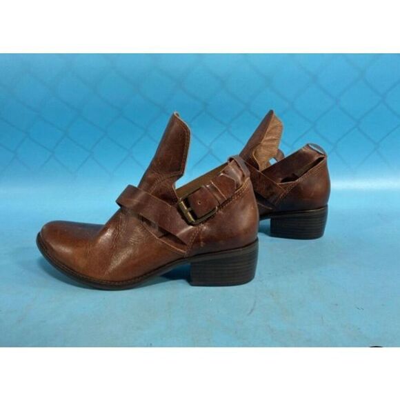Matisse Women's Leather Raiders Double Buckle Ankle Boots Size 8 - Picture 1 of 8